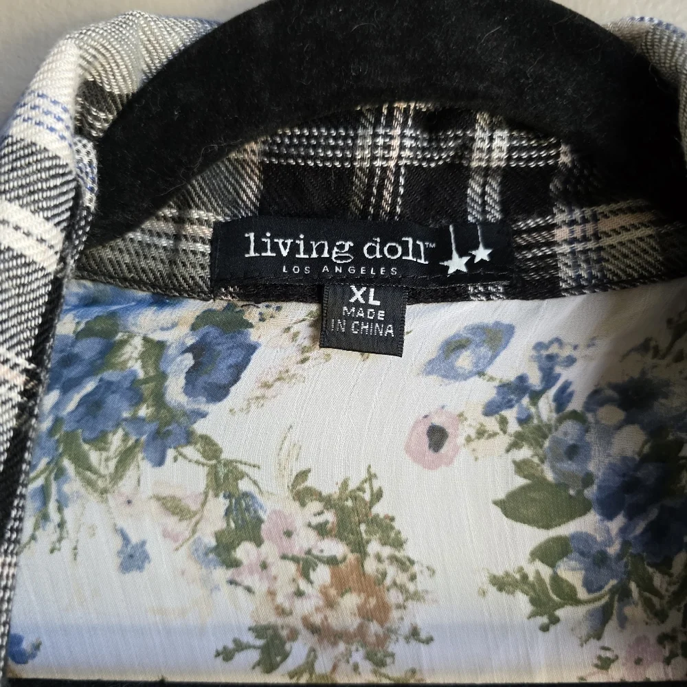 Living Doll Los Angeles Open Front Floral Blue Plaid Cardigan Size XL